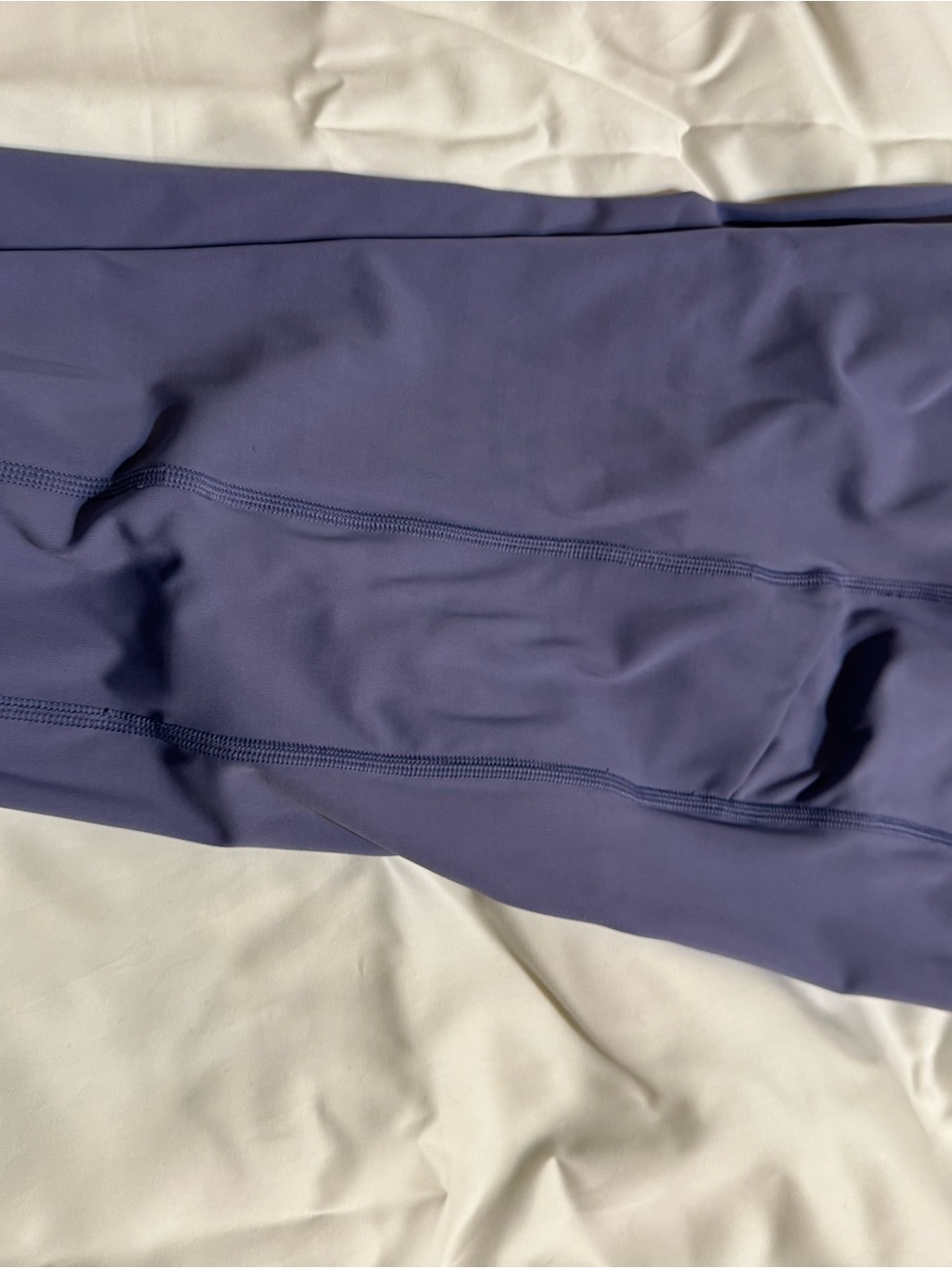 Athleta Women’s Medium Purple Activewear Capri Leggings - Sleek Seam Detailing